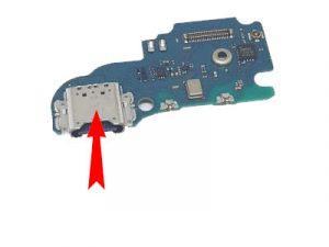 Thay đuôi sạc Samsung J8 2018 (J810)