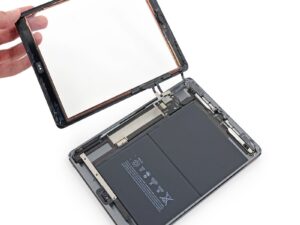thay mặt kính ipad gen 10 - minhphatmobile
